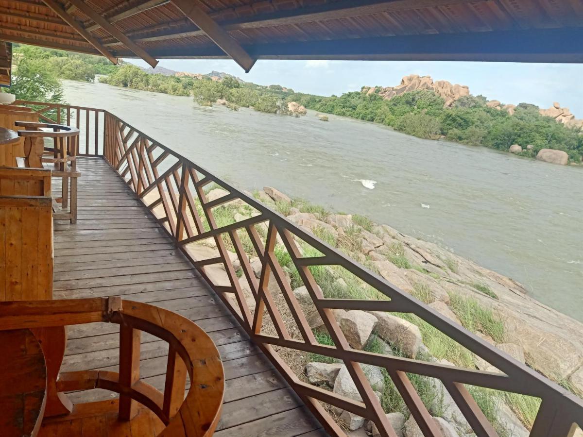 Leo Wodden Resort Hampi Exterior foto