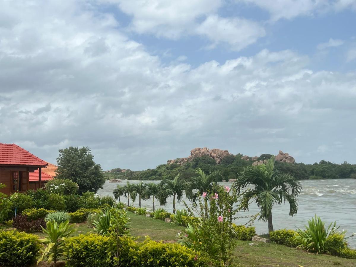 Leo Wodden Resort Hampi Exterior foto